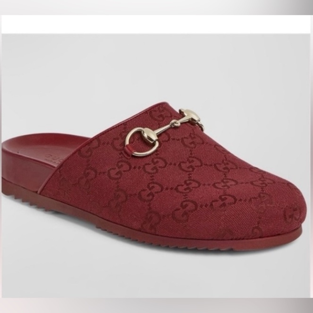 Gucci (sol) Monogram canvas mules
***AUTHENTIC***